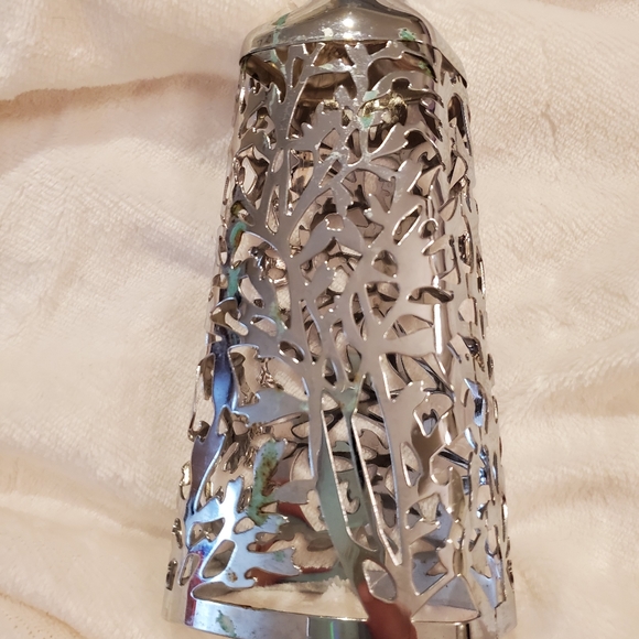 Bath & Body Works Handsoap Sleeve Silver Scroll - Picture 2 of 4